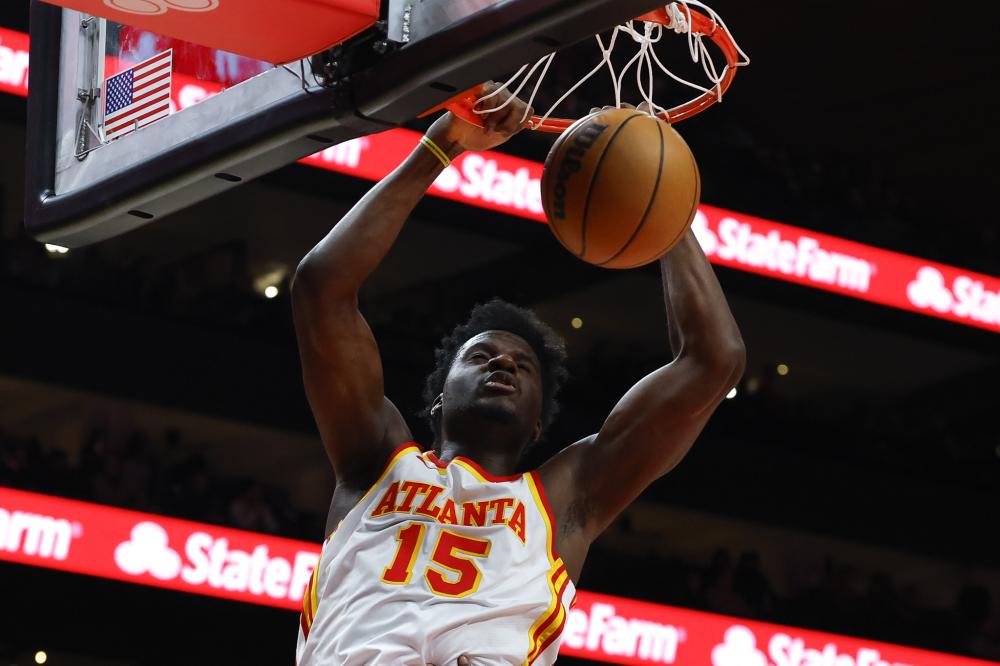 在攻防两端 在攻防两端