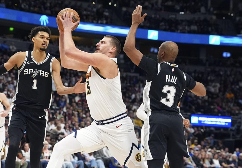 员间良好的 员间良好的