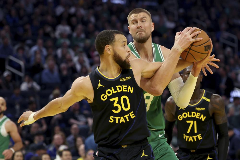 字母哥再次 字母哥再次